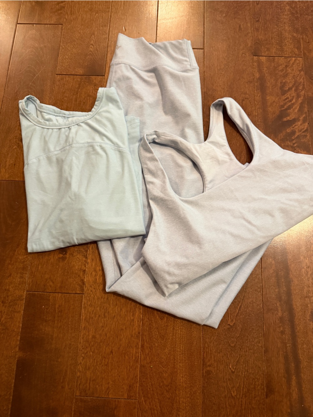 Women’s Old Navy Cloud workout set size Med/Lrg